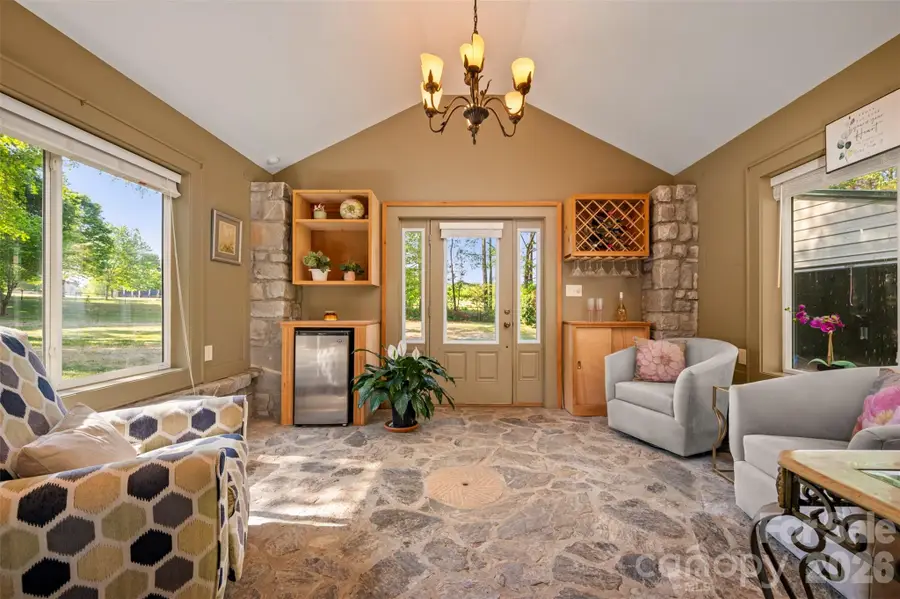 183-185 Rubin Thorne Road, Campobello, SC 29322 - #2
