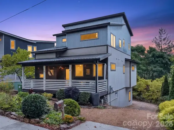 18 Sulphur Springs Road, Asheville, NC 28806