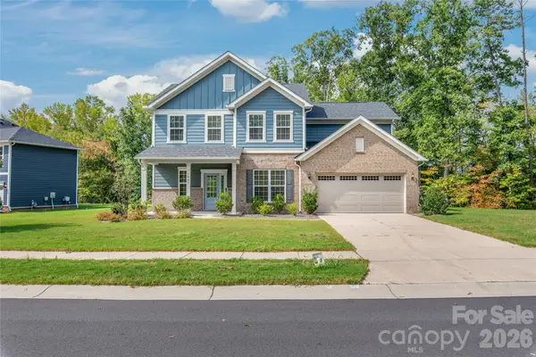 1043 Kalli Drive, Matthews, NC 28104
