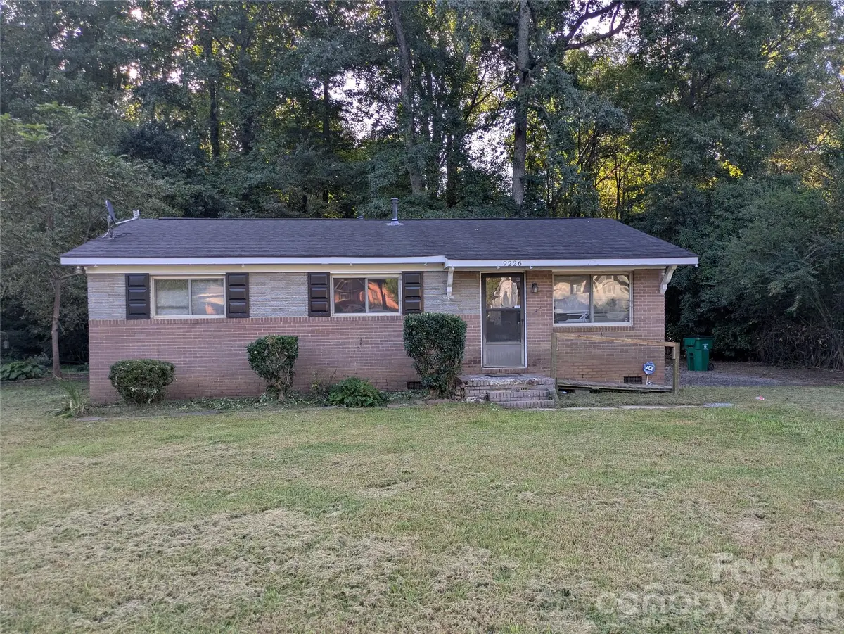9226 Feldbank Drive, Charlotte, NC 28216 - #1