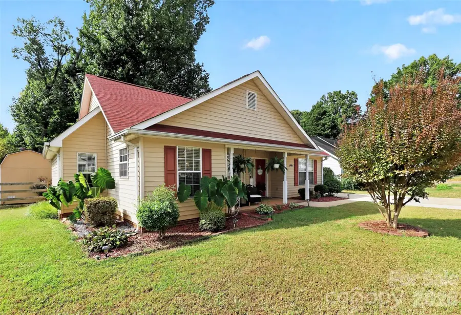 5906 Country Walk Drive, Charlotte, NC 28212 - #2