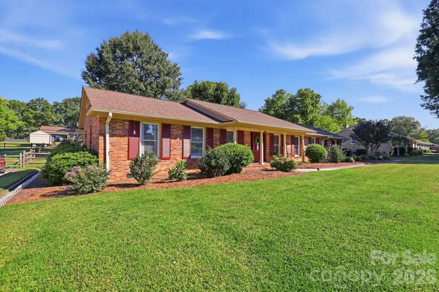 8317 Fallsdale Drive, Charlotte, NC 28214 - #2