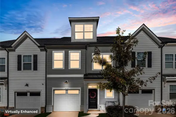 9722 Munsing Drive, Charlotte, NC 28269