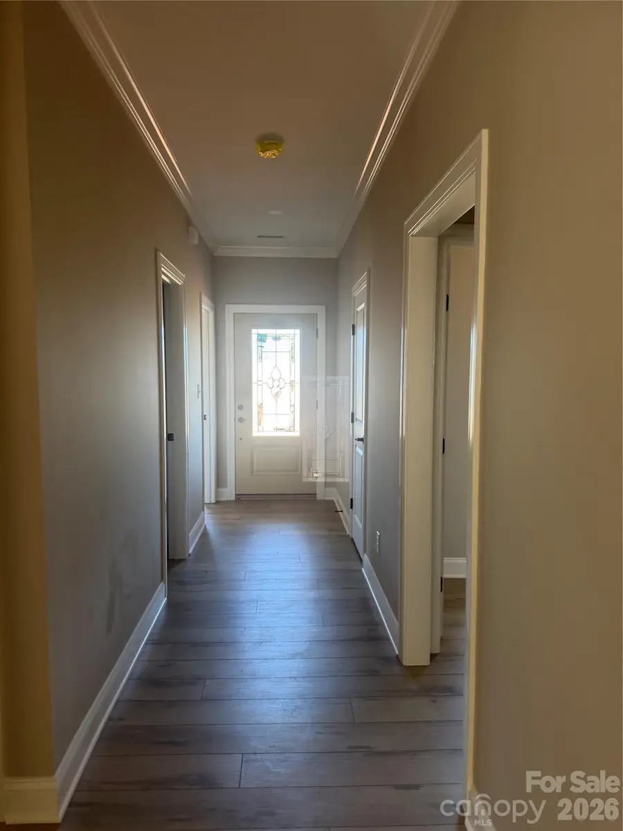 4917 Southview Drive, Hickory, NC 28602 - #2