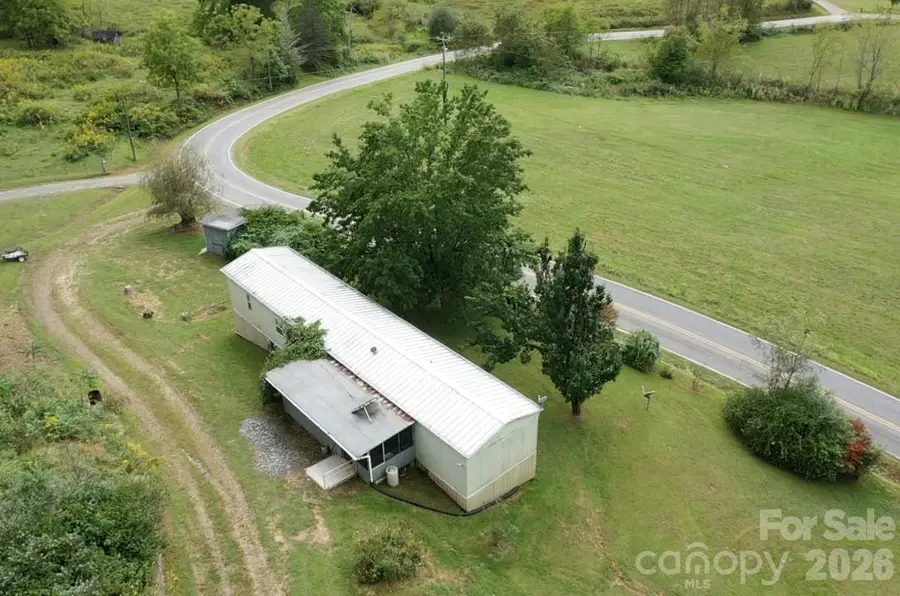 418 Green Valley Road, Leicester, NC 28748 - #2