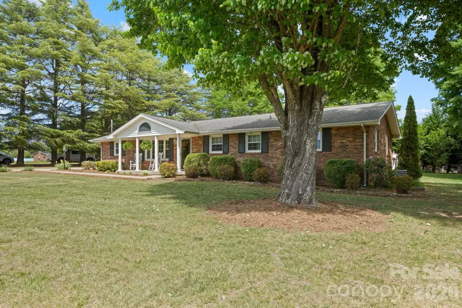 3328 Sulphur Springs Road Ne, Hickory, NC 28601 - #2