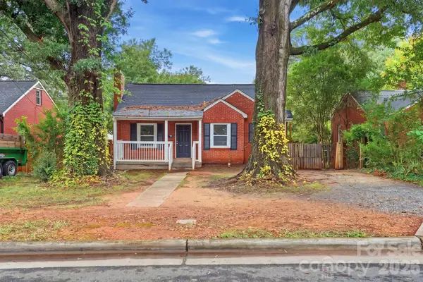 3129 Mathis Drive, Charlotte, NC 28208