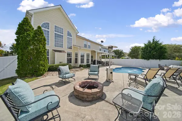 3604 Grovecreek Pond Drive, Concord, NC 28027