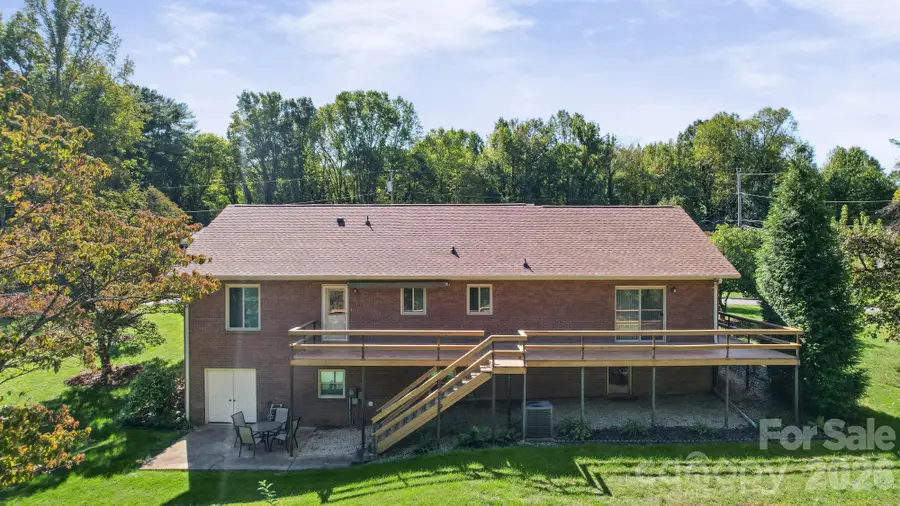 306 Starmount Drive, Statesville, NC 28677 - #2