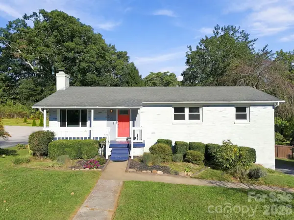 20 Oak Leaf Lane, Arden, NC 28704
