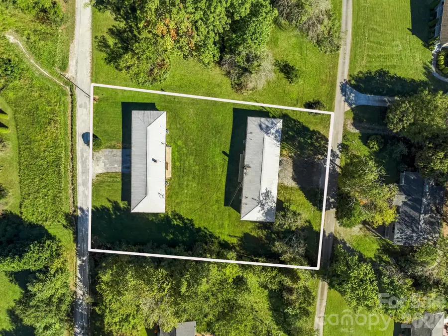 17 Randolph Avenue, Flat Rock, NC 28731 - #2
