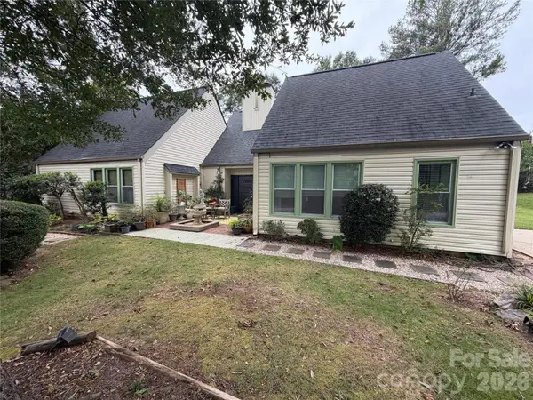 221 Saratoga Drive, Greer, SC 29650