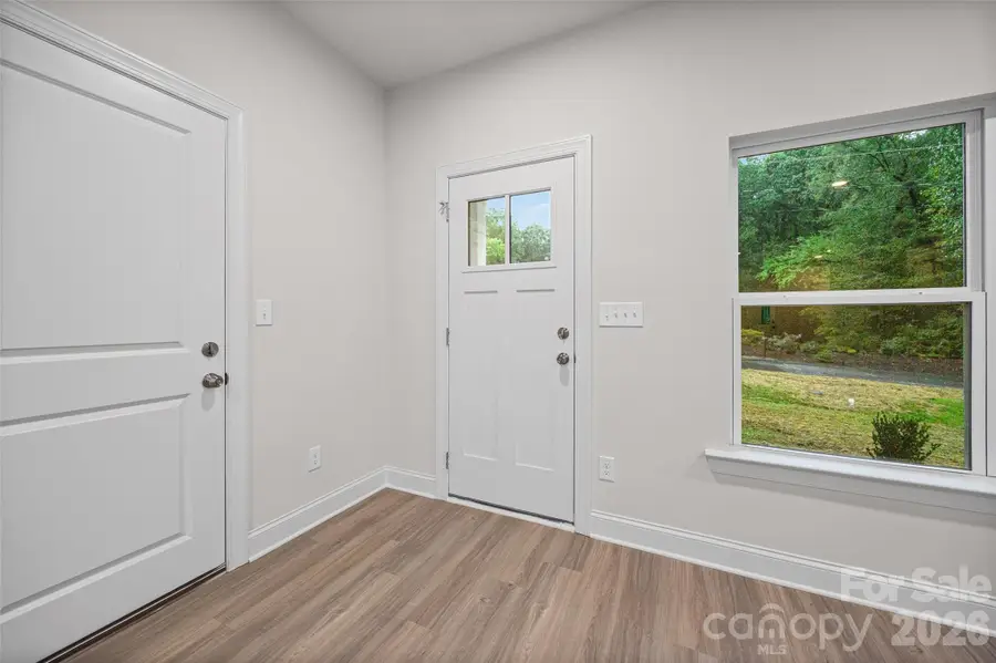 608 W Lewis Street, Dallas, NC 28034 - #3