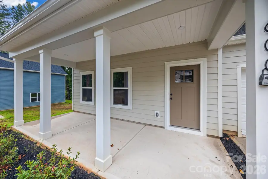 600 W Lewis Street, Dallas, NC 28034 - #3