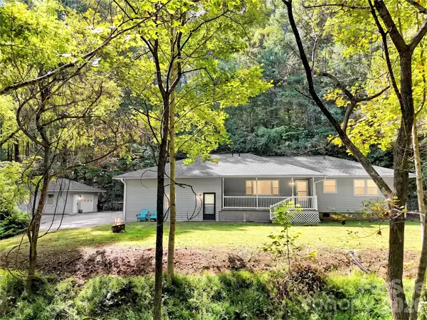250 Camp Creek Road, Whittier, NC 28789