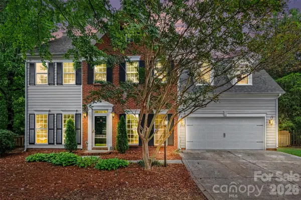 1372 Yorkshire Place Nw, Concord, NC 28027