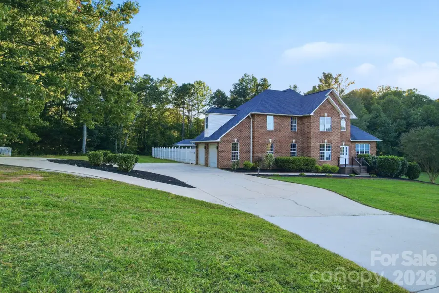 3779 S Nc 16 Highway, Maiden, NC 28650 - #2