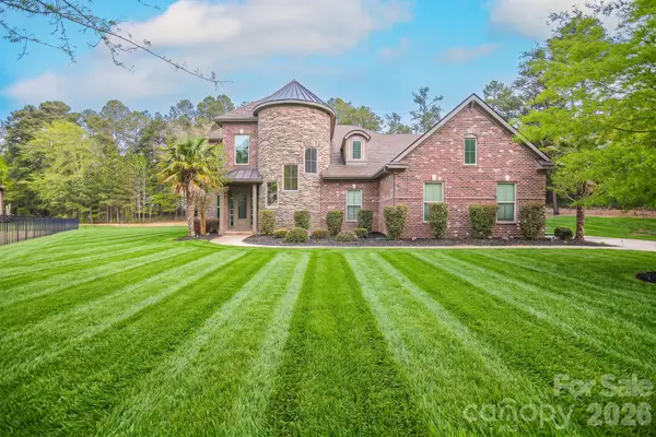 16202 Monnet Place Court, Charlotte, NC 28278