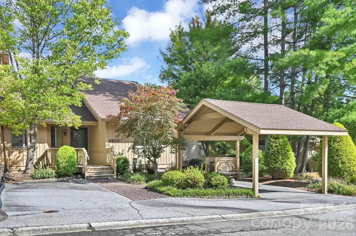 901 Red Oak Drive, Hendersonville, NC 28791 - #1