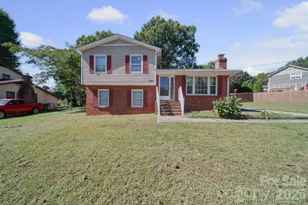 3323 Wiseman Drive, Charlotte, NC 28227