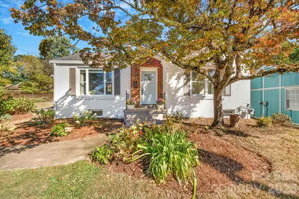 72 Fairfax Avenue, Asheville, NC 28806