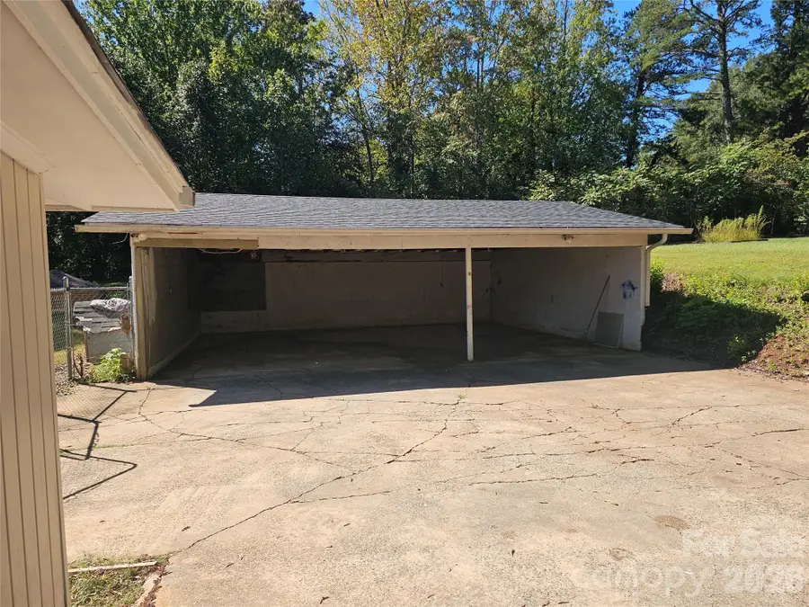 2782 West View Street, Hickory, NC 28601 - #3