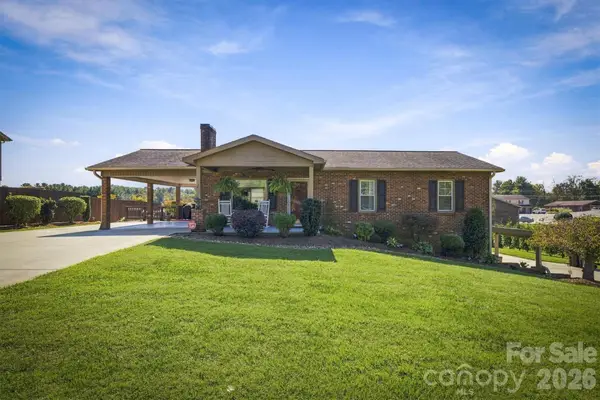 343 Spruce Avenue, Hudson, NC 28638