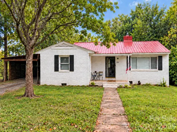 202 E 4th Street, Lexington, NC 27292