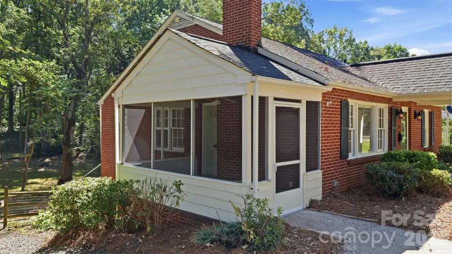 1004 S South Street, Gastonia, NC 28052 - #3