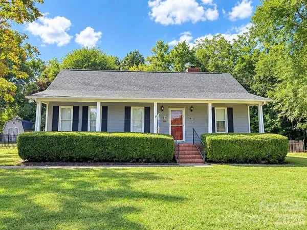 1617 Lawing Road, Charlotte, NC 28216