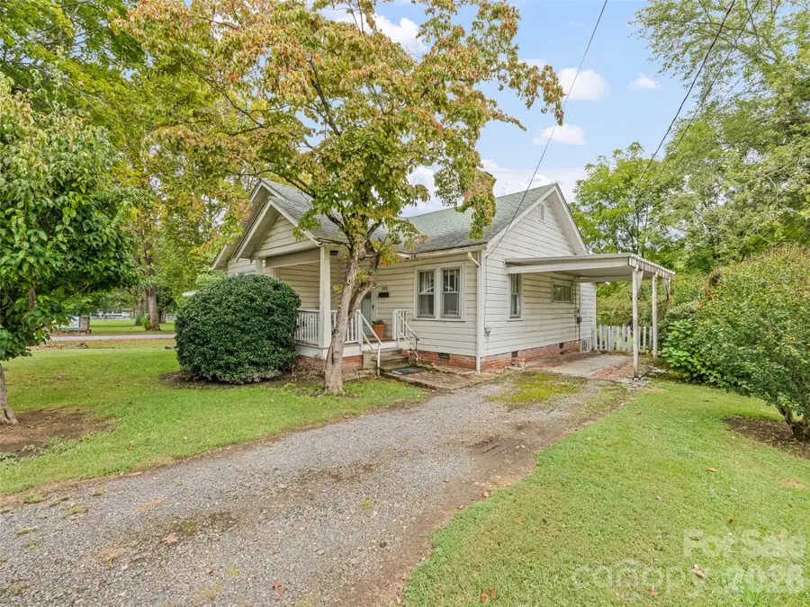102 W Marshall Street, Waynesville, NC 28786 - #2