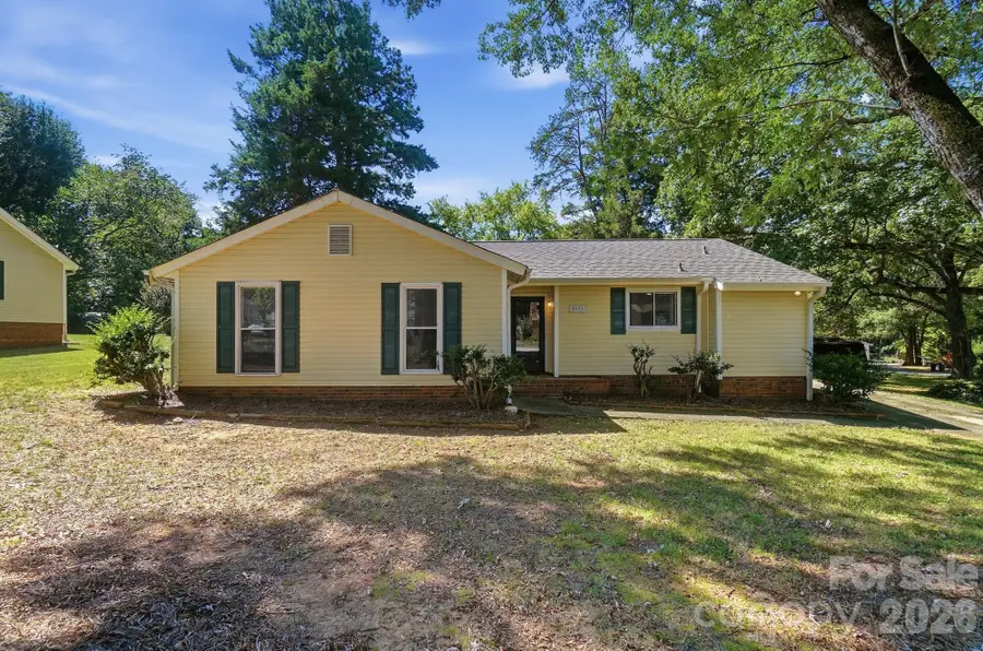 5921 Falstaff Drive, Charlotte, NC 28227 - #2