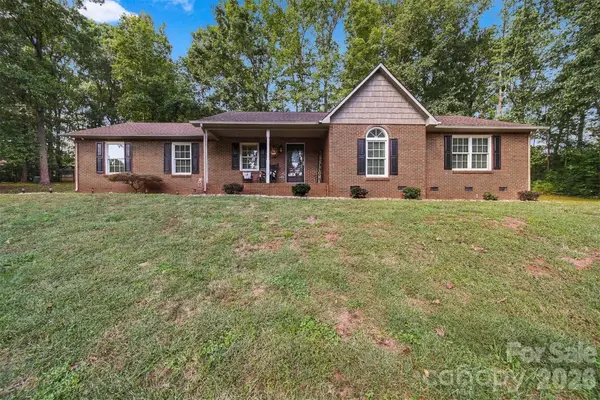 1636 Wellington Avenue, Newton, NC 28658
