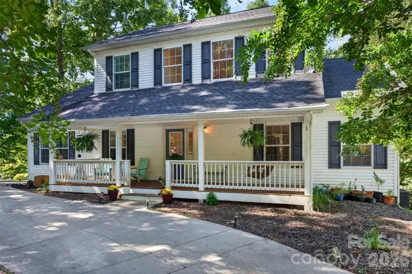 9 Gollum Drive, Fairview, NC 28730