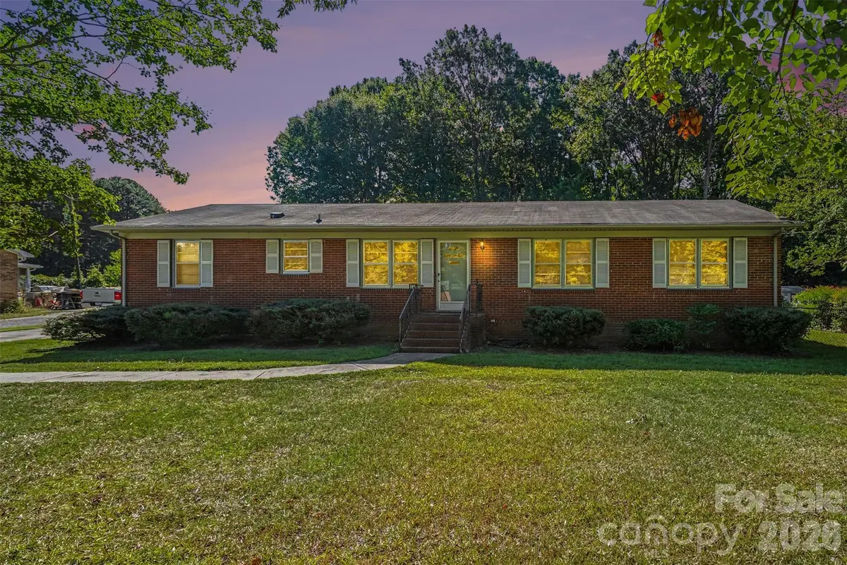 1204 Vickie Lane, Matthews, NC 28104 - #1