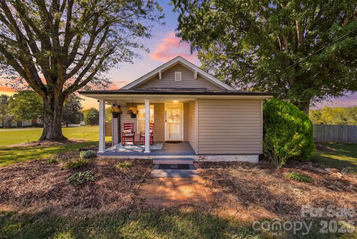 4021 Sulphur Springs Road Ne, Hickory, NC 28601 - #1