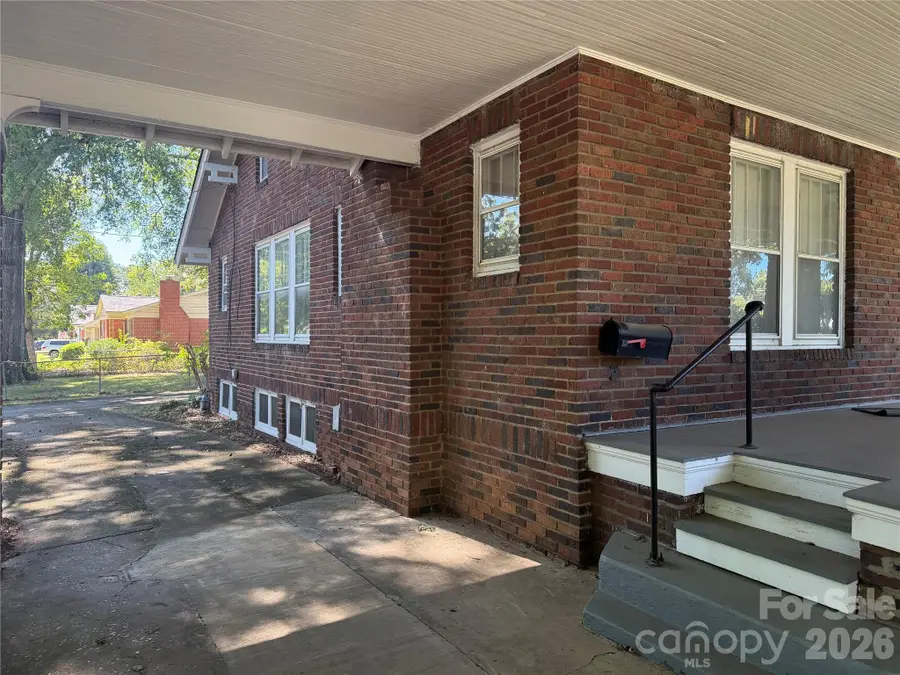 718 E E Franklin Street, Monroe, NC 28112 - #3