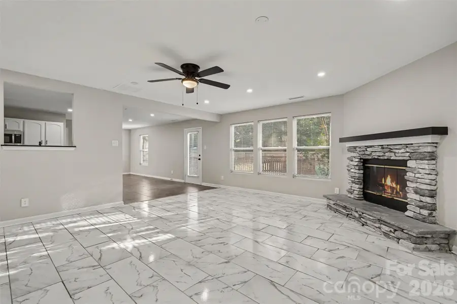 12937 Silvaire Farm Road, Charlotte, NC 28278 - #2
