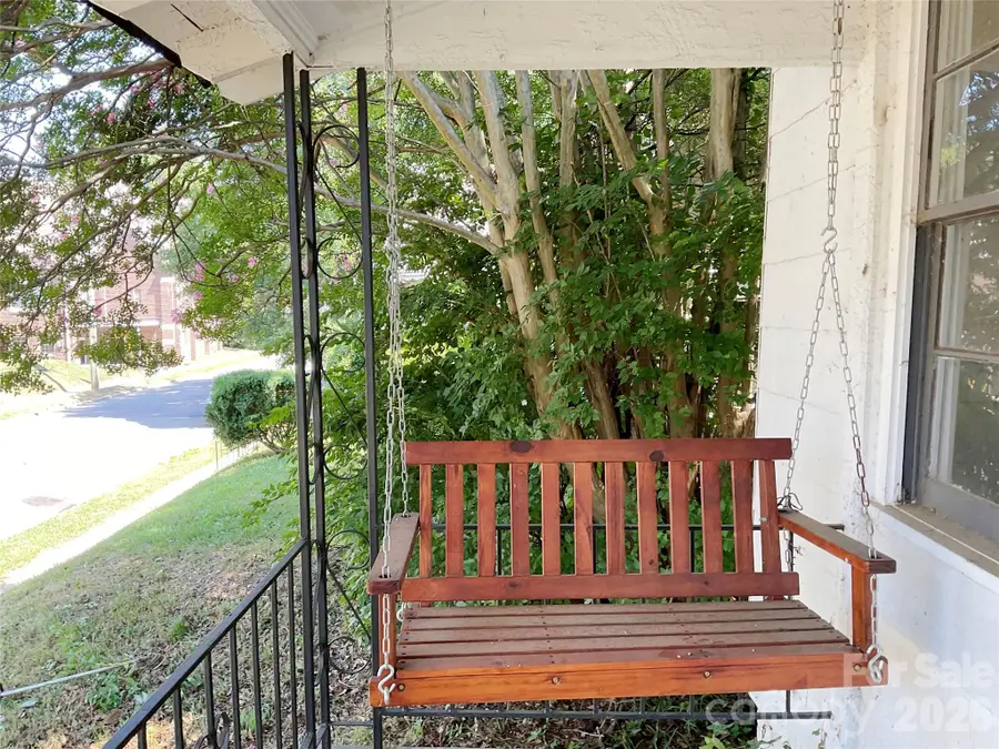 208 S Ransom Street, Gastonia, NC 28052 - #2