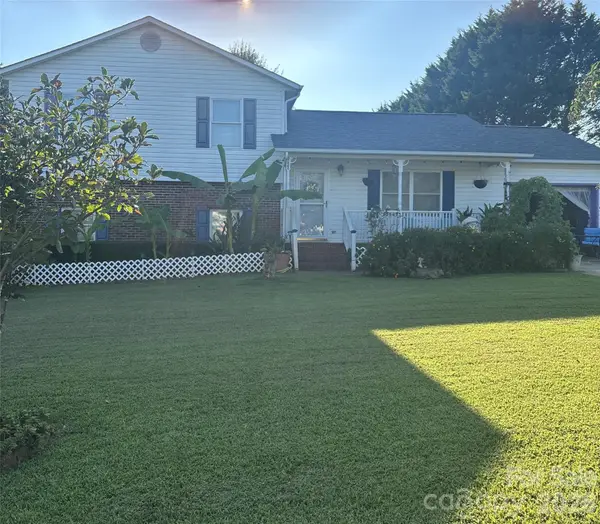 938 Lyndsey Brooke Court, Lincolnton, NC 28092