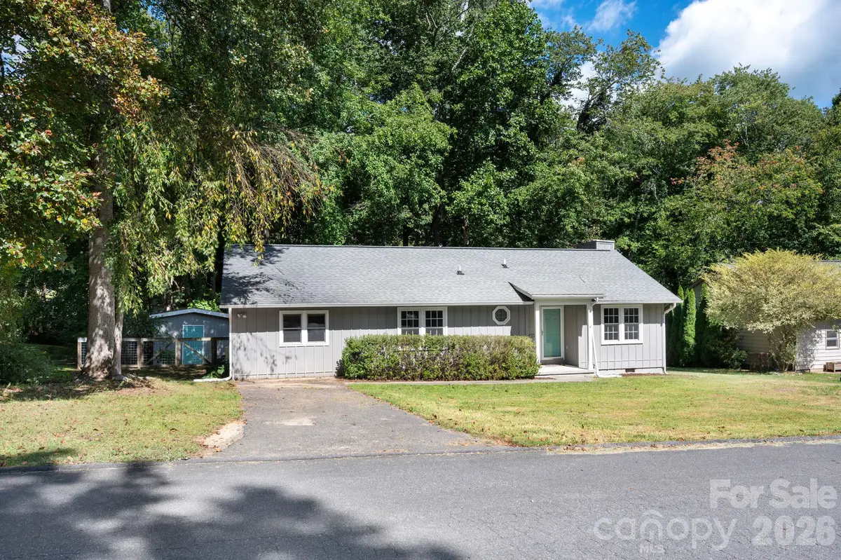 340 Genesis Circle, Black Mountain, NC 28711 - #1