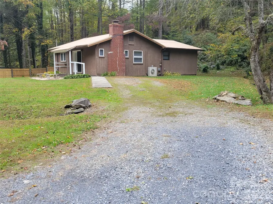 1061 Caldwell Drive, Maggie Valley, NC 28751 - #2
