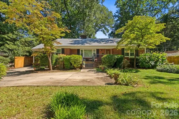 1720 Flynwood Drive, Charlotte, NC 28205