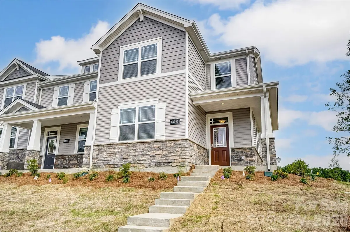 5225 Wyes Oak Lane, Charlotte, NC 28269 - #1