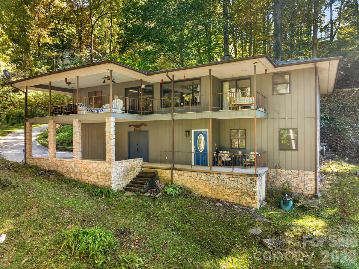 180 Divot Drive, Canton, NC 28716 - #1