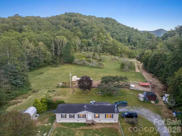1102 Price Town Road, Clyde, NC 28721