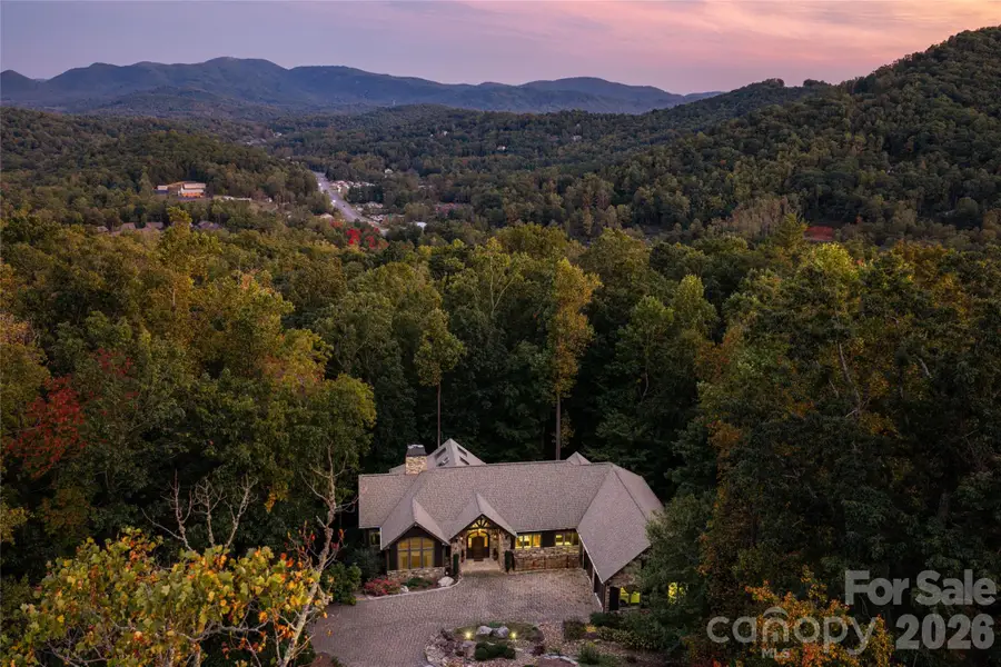 2 Cherokee Orchard Court, Fairview, NC 28730 - #3