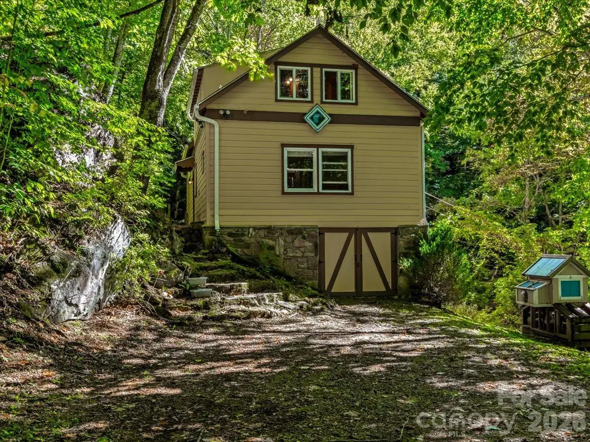 2554 Winter Star Road, Burnsville, NC 28714 - #1