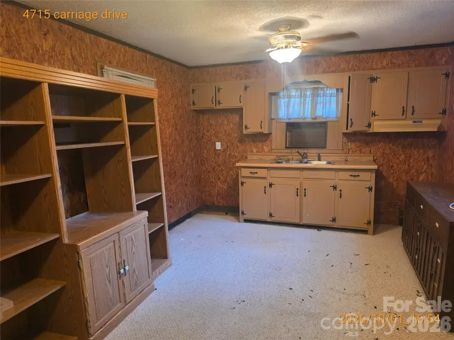 4715 Carriage Drive Circle, Charlotte, NC 28205 - #2