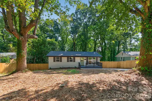 1561 Westdale Drive, Charlotte, NC 28208